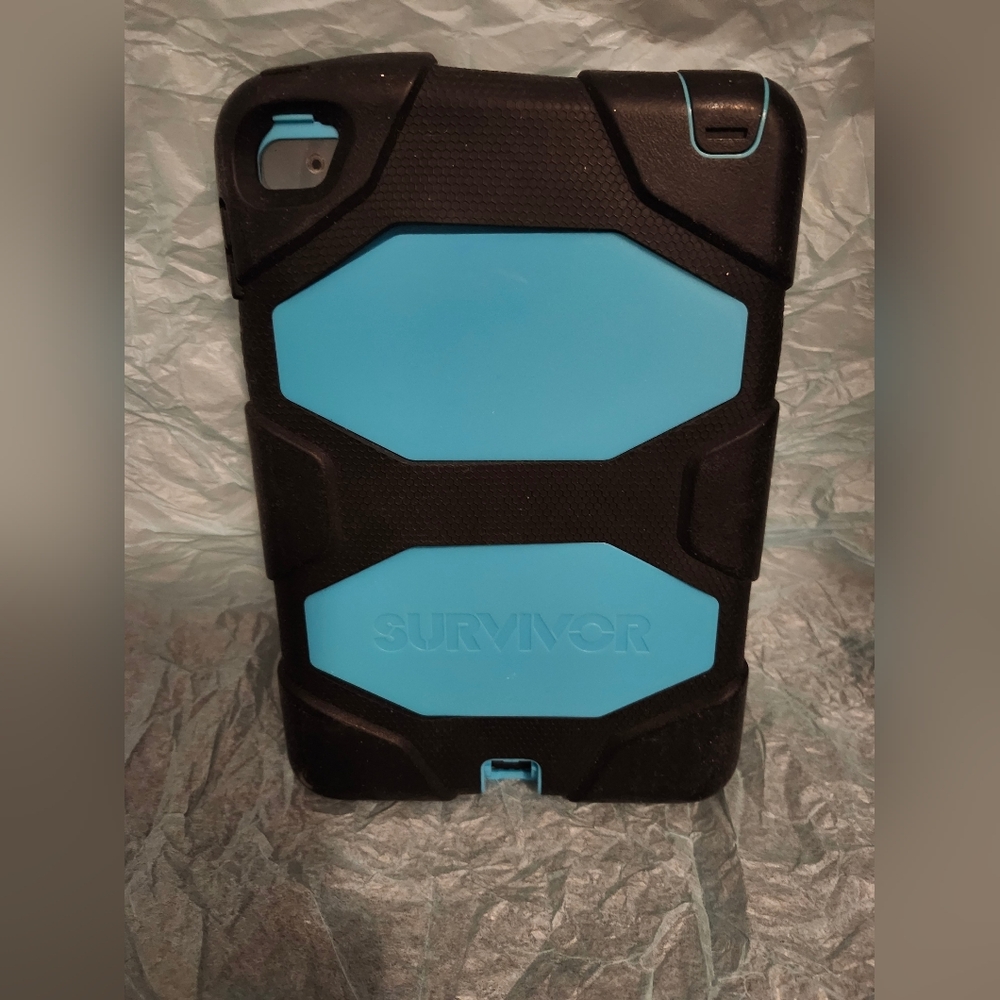 Survivor IPadCase 8"
